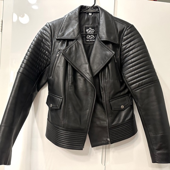 Jackets & Blazers - Women's Biker Style Black Leather Jacket
